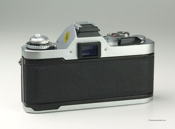 Canon AV-1