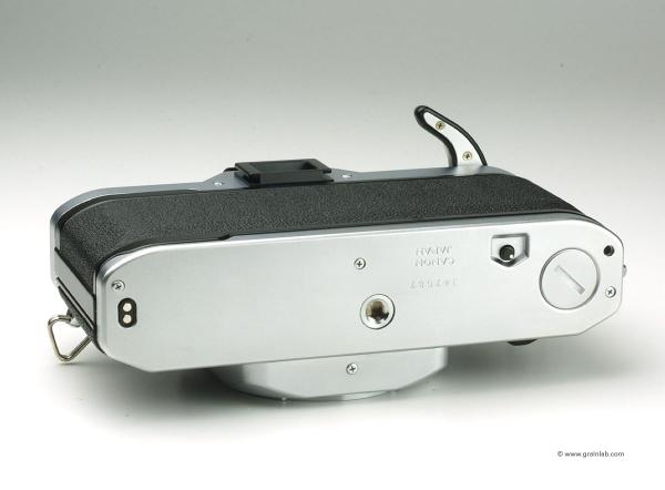 Canon AV-1