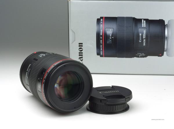 Canon EF 100mm f/2.8 L Macro IS USM