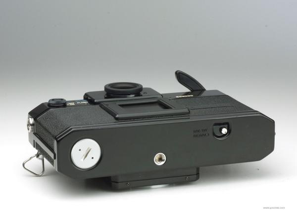 Canon F-1