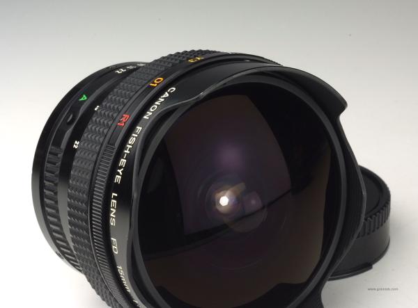 Canon FD 15mm f/2.8 Fish-Eye