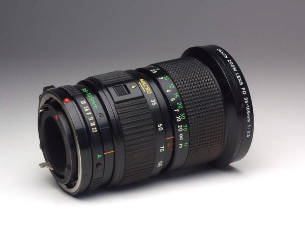 Canon FD 35-105mm f/3.5 Macro