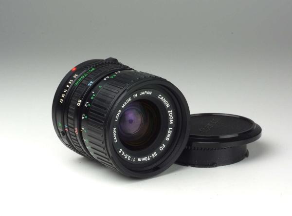 Canon FD 35-70mm f/3.5-4.5