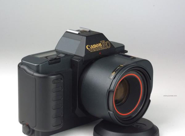 Canon T80, AC 50mm, AC 35-70mm, AC 75-200mm