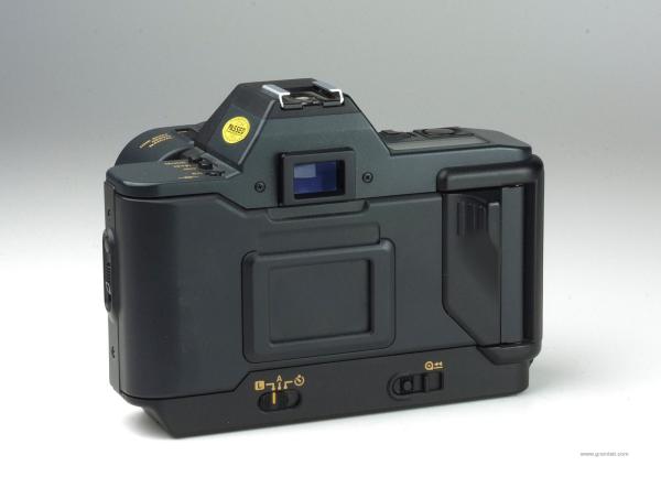 Canon T80, AC 50mm, AC 35-70mm, AC 75-200mm