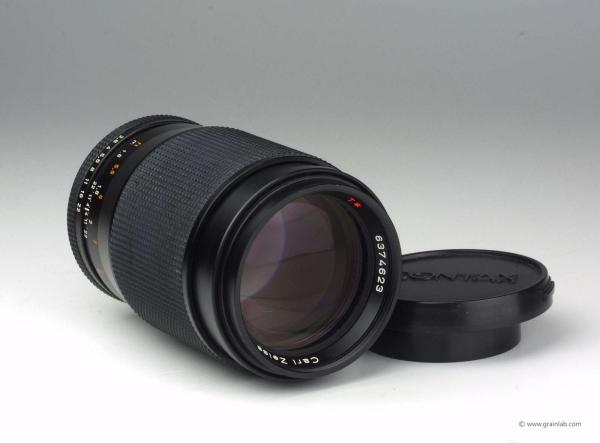 Carl Zeiss Sonnar T* 135mm f/2.8 AEJ