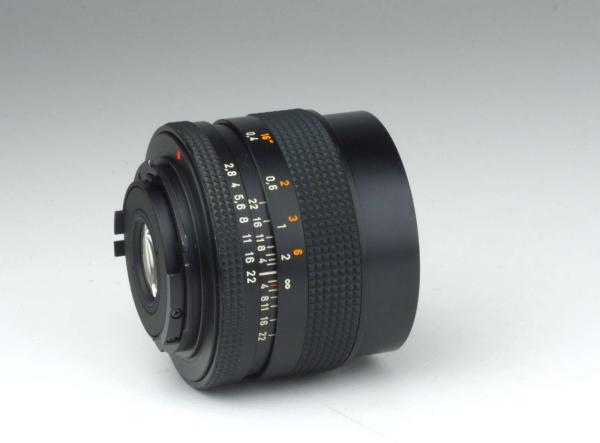 Carl Zeiss Distagon T* 28mm f/2.8 AEJ - Contax/Yashica