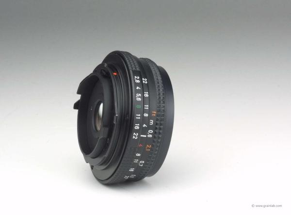 Carl Zeiss Tessar T* 45mm f/2.8 AEJ - Contax/Yashica
