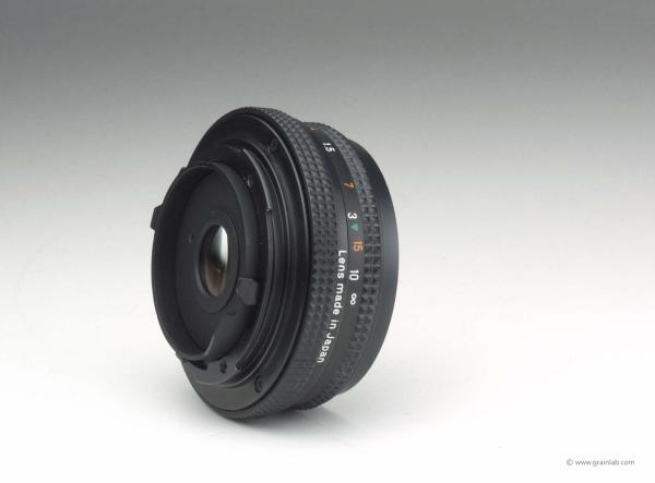 Carl Zeiss Tessar T* 45mm f/2.8 AEJ - Contax/Yashica