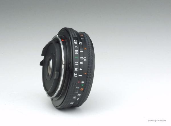 Carl Zeiss Tessar T* 45mm f/2.8 AEJ - Contax/Yashica