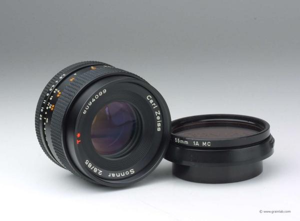 Carl Zeiss Sonnar T* 85mm f/2.8 AEG