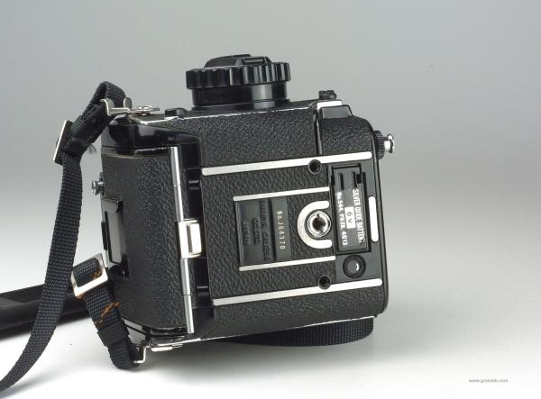 Mamiya M645 1000s + Waist Level Finder