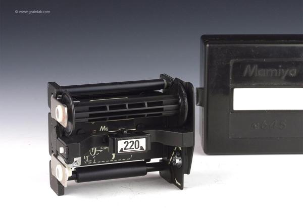 Mamiya M645 220 Roll Film Back