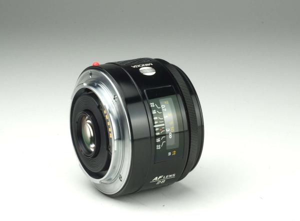 Minolta AF 28mm f/2.8