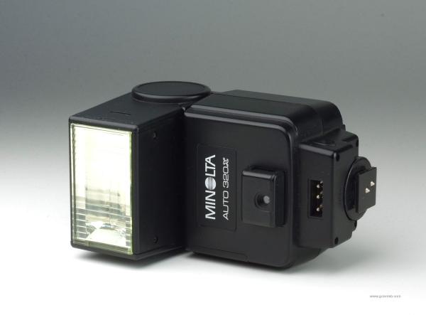 Minolta Blitz Auto 320x