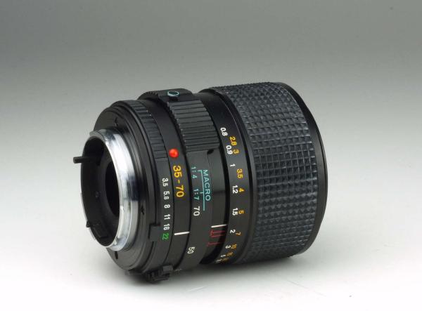 Minolta MD 35-70mm f/3.5 Macro