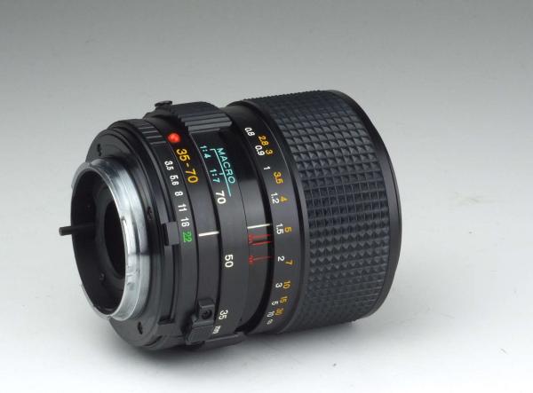 Minolta MD 35-70mm f/3.5 Macro