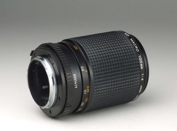 Minolta MD 100mm f/4 Macro
