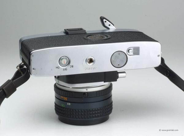 Minolta SRT-303 + MC Rokkor-PF 1.7/50mm