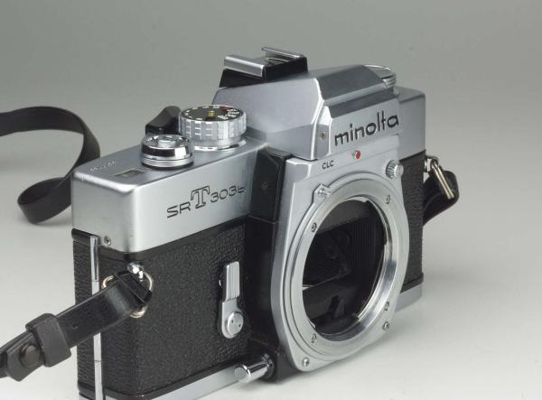 Minolta SRT-303b