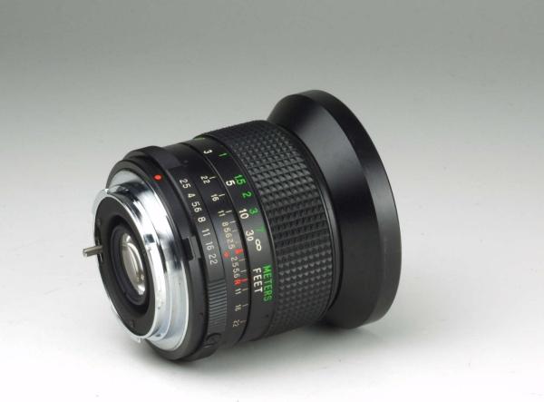 Vivitar 28mm f/2.5 - Minolta MC