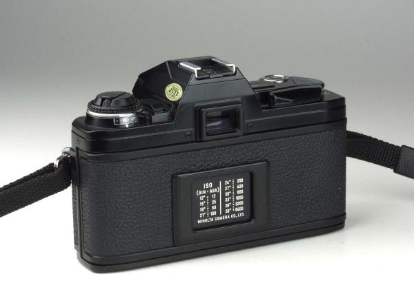 Minolta X-300 black + MD 1.7/50mm