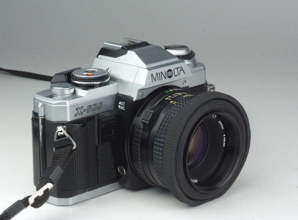 Minolta X-500 + MD 1.7/50mm
