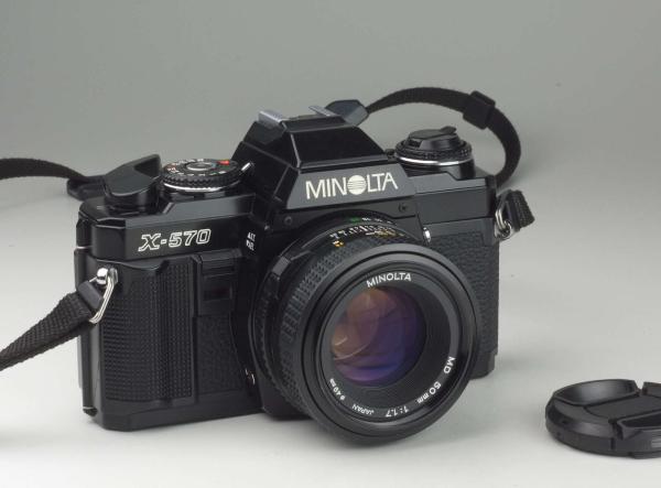 Minolta X-570 + MD 1.7/50mm