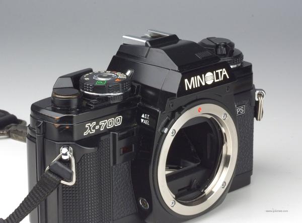 Minolta X-700