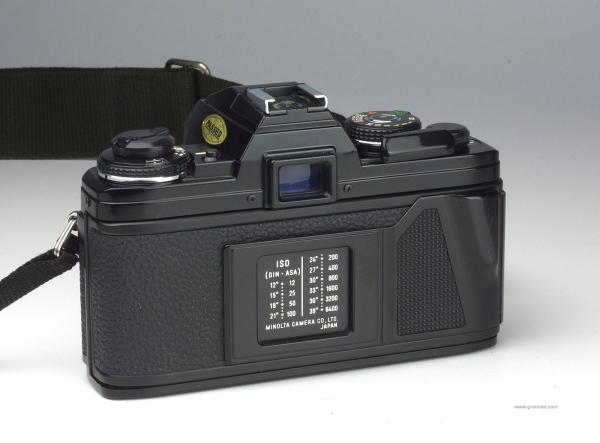 Minolta X-700