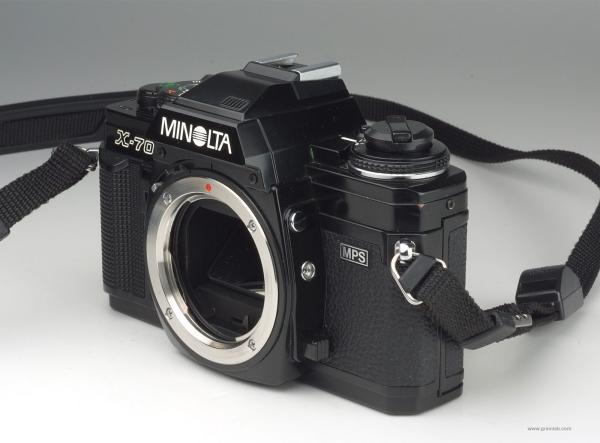 Minolta X-700