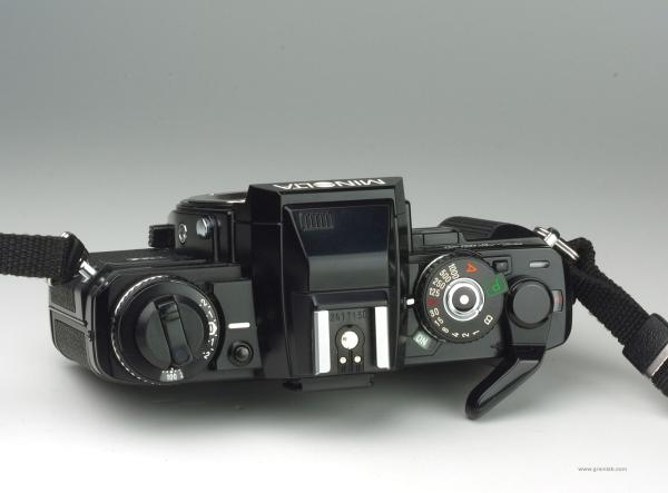 Minolta X-700