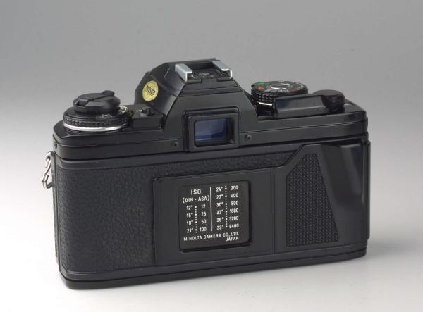 Minolta X-700