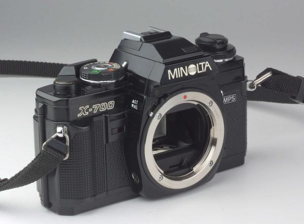 Minolta X-700