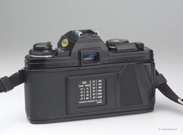 Minolta X-700 + MD 1.7/50mm