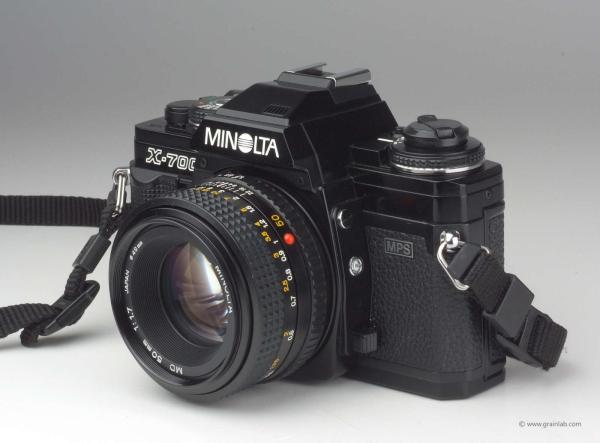 Minolta X-700 + MD 1.7/50mm