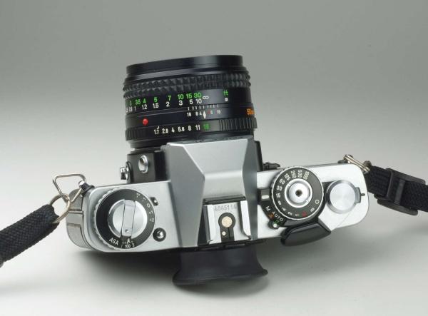 Minolta XD-5 + MD 1.7/50mm