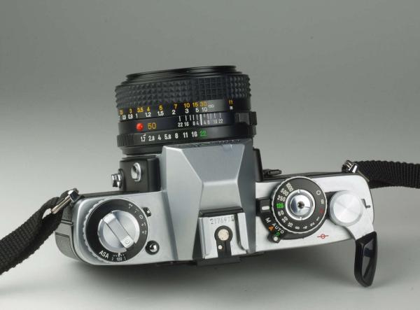 Minolta XD-7 + MD 1.7/50mm