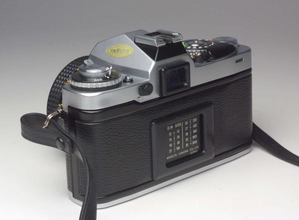 Minolta XD-7 + MD 1.7/50mm