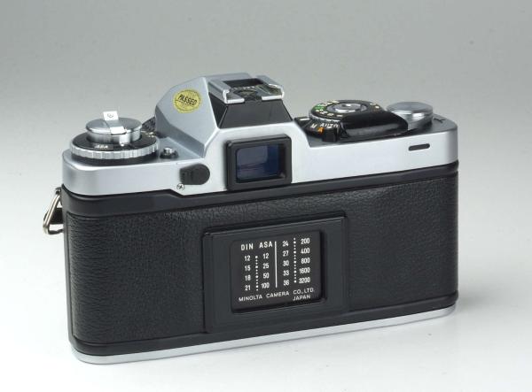 Minolta XD-7 + MD 1.7/50mm