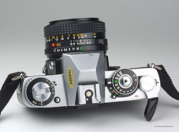 Minolta XD-7 + MD 1.7/50mm