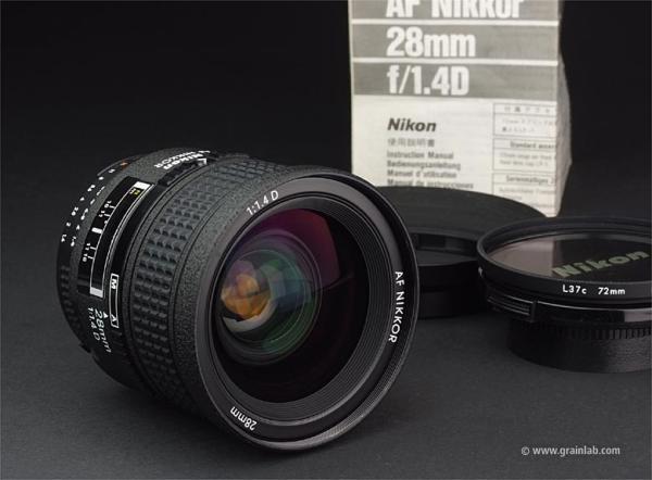 Nikon AF Nikkor 28mm f/1.4 D Aspherical
