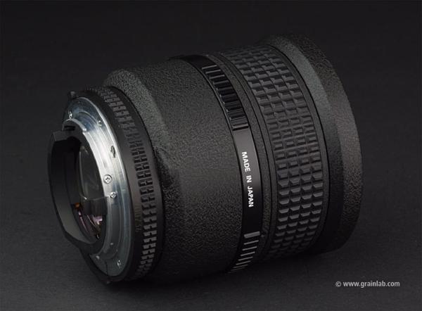 Nikon AF Nikkor 28mm f/1.4 D Aspherical