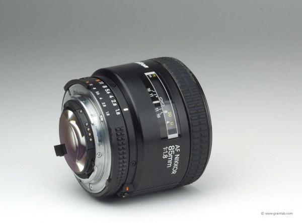 Nikon AF Nikkor 85mm f/1.8