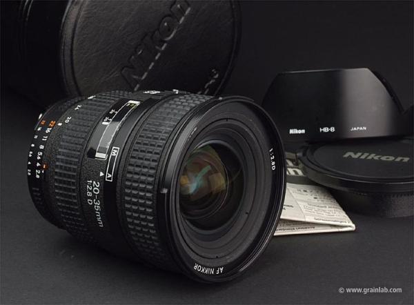 Nikon AF Nikkor 20-35mm f/2.8 D