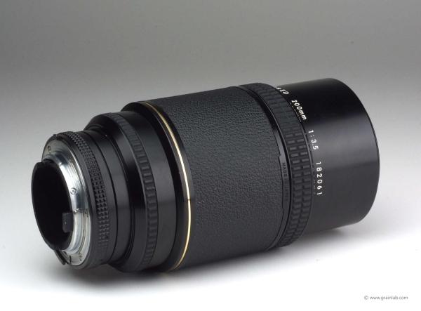 Nikon AF Nikkor ED 200mm f/3.5