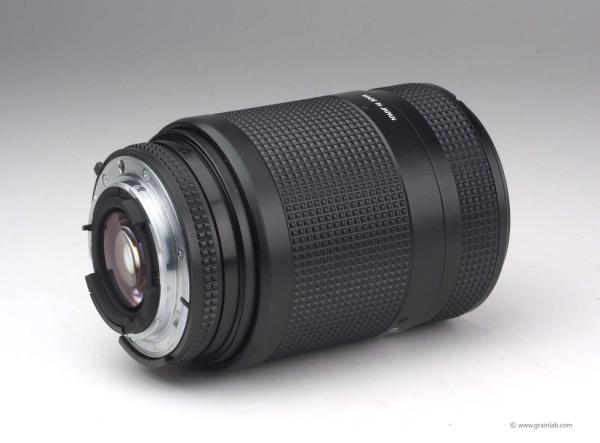 Nikon AF Nikkor 70-210mm f/4-5.6