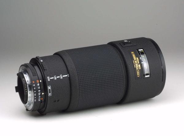 Nikon ED AF Nikkor 80-200mm f/2.8 D