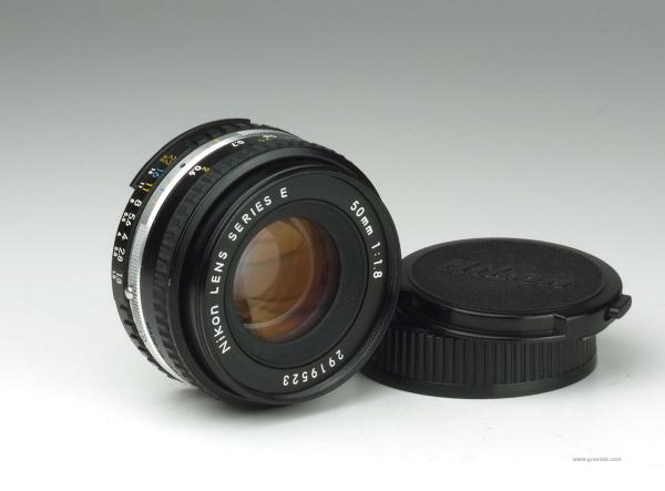 Nikon Series-E 50mm f/1.8 AiS