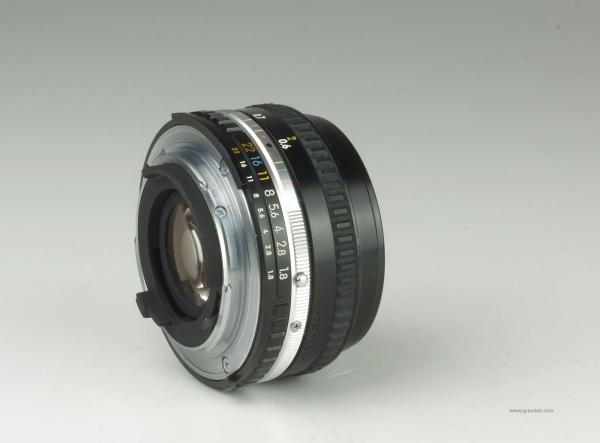 Nikon Series-E 50mm f/1.8 AiS